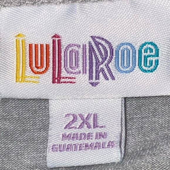 Woman’s dress - Picture 3 of 3